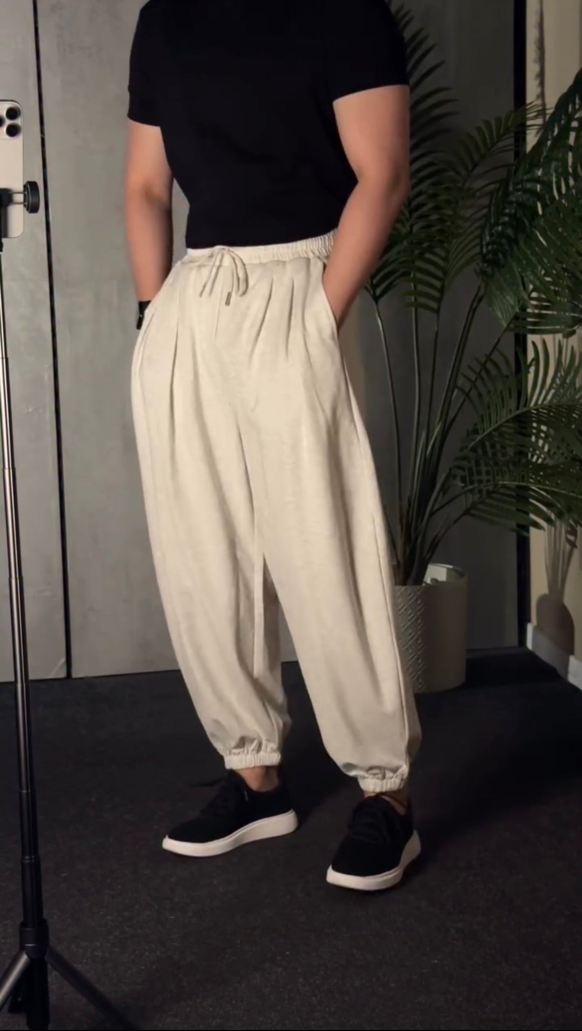 Lightweight Baggy Cuffed Pants