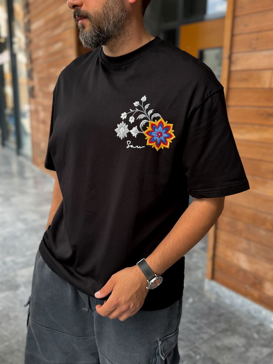 Black Oversize T-Shirt with Back Floral Embroidery